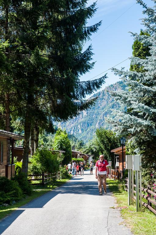 Villaggio Turistico Camping Cervino Antey-Saint-André Екстериор снимка